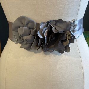 Elegant Gray Floral Women's Belt. Silk flowers and beading set on grey ribbon